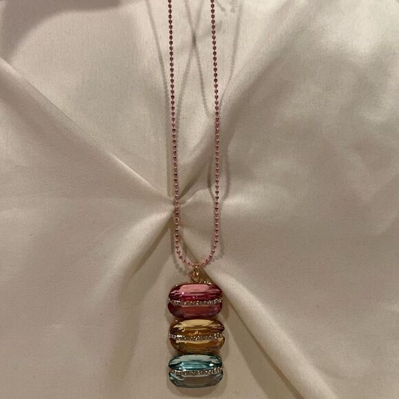 Macaroon Cascading Triple Layered, Rose, Sunrise, Aqua Crystal Necklace NEW - Picture 4 of 7